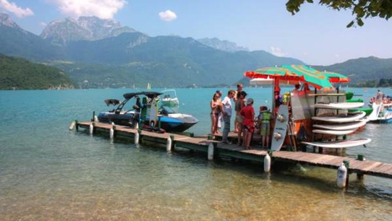 Le Pré du Lac Le Pré du Lac