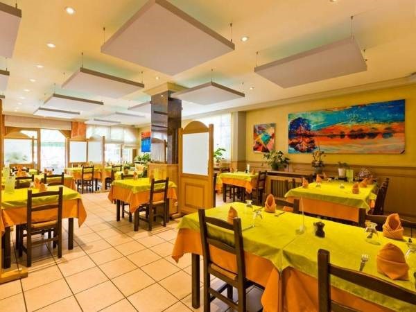 Logis Hôtel Bellevue