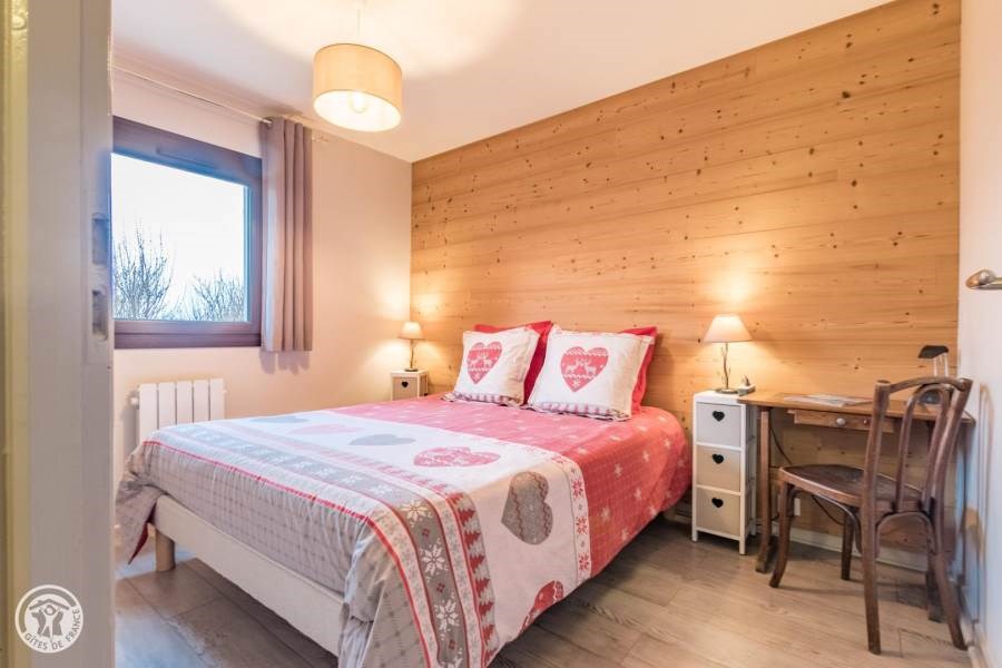 Gîtes de France N°232017 (Le Cyclamon)