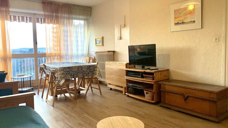 TOUR ESPACE TOUR ESPACE