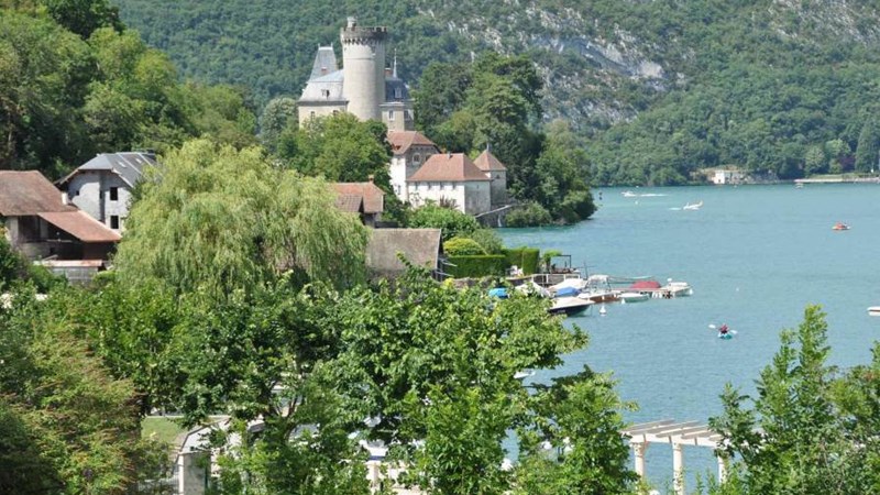 LE CENTRALIS LE CENTRALIS